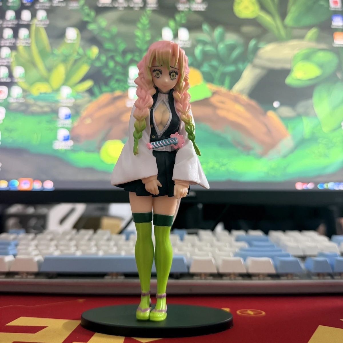 Demon Slayer Love Pillar Mitsu - đánh giá và giá Cosplay Prop Display